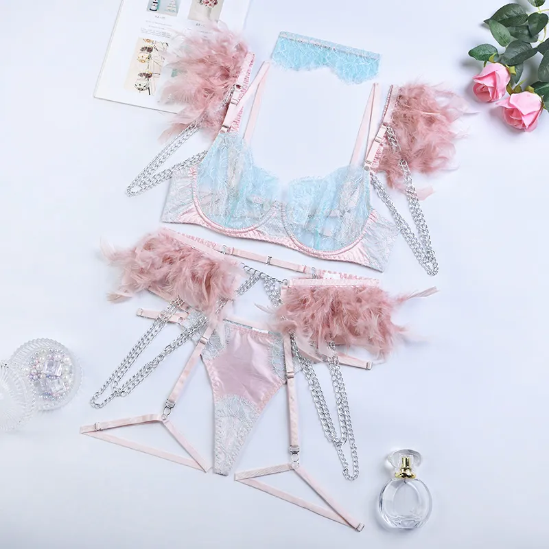 CONJUNTO PRINCESS DE RENDA COM PLUMAS E CORRENTES - Imagem 7